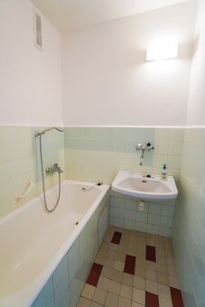 Pronájem bytu 1+1 42 m² Nivy I - 5