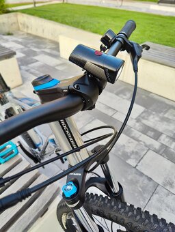Horské kolo ROCKRIDER ST 530 chrom, vel. M - 5