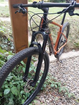 Horské kolo GIANT KARBON - 5