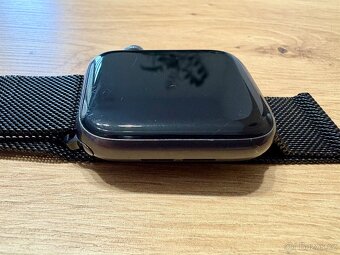 Apple Watch SE 44mm - 5