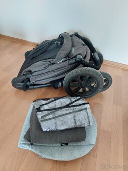 Prodám SPORTOVNÍ DĚTSKÝ KOČÁREK - 5