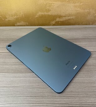 Apple iPad Air 10.9" 2022 M1 64GB modrá - 5