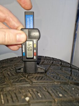 Volvo XC 90 275/35 R22 - 5