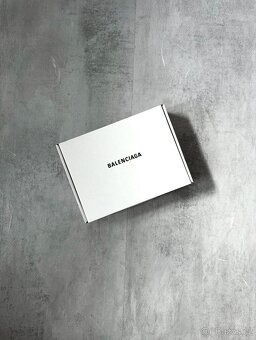 Triko Balenciaga - 5