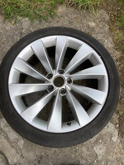 Kola volkswagen r18 5x112 - 5