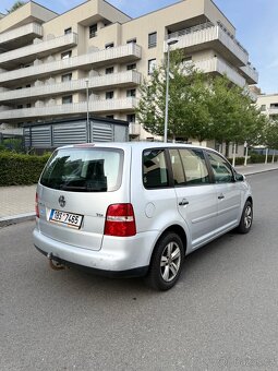 Volkswagen Touran 1.9TDI - 5
