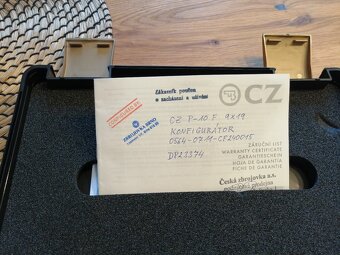 Prodám pistoli CZ P-10 F 9 mm Luger. Naprosto nová, nepoužit - 5