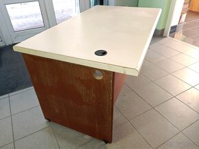 Dřevěný stůl, stavitelná výška - 5