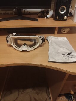 Prodám integrální helmu Leatt MTB 1.0 DH - 5