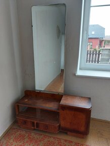 Starý nábytek - 5