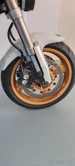 YAMAHA MT-01 - 5