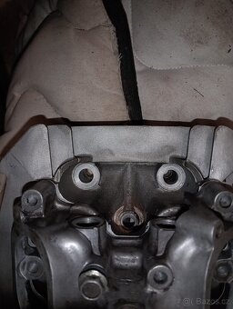 Suzuki Dr 350 dily - 5