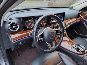 Mercedes Benz E400,4MATIC-4x4,250kW,masáže - 5