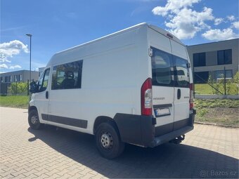 Prodám Peugeot Boxer 2.2HDi r.v. 2011 6 míst - 5