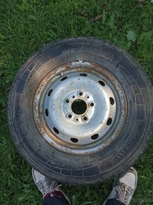 Prodám rezervu 215/70R15C - 5