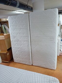 Prodám 2 x hezké matrace 90 x 200 x 24 cm - 5