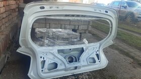 BMW 1 F20 zadní víko vrata 5 dveře - 5