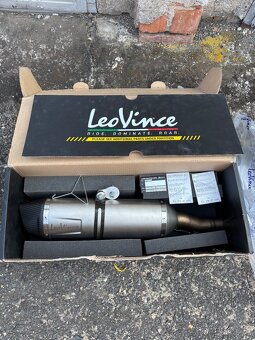Benelli trk 502 x LeoVince laděný výfuk LED světla Givi - 5