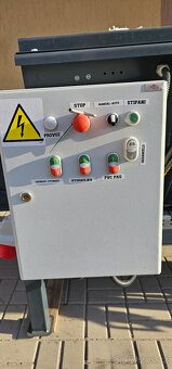 Prodám Štípačku APD-450 z vynášecím dopravníkem. - 5