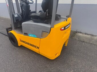 Vysokozdvižný vozík Jungheinrich 1,3t triplex 6,5m - 5