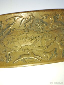 P O Ľ O V N Í C K A Tácka. - 5