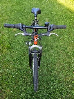 Juniorské 24" horské hliníkové kolo APACHE, rám 15" - 5