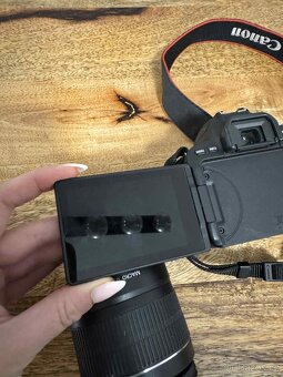 Canon EOS 200D + 2× objektiv - set - 5