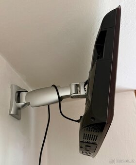 Televize Samsung s otočným držákem na zeď - 5