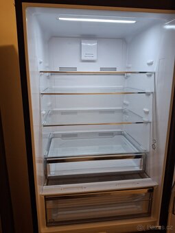 Prodám lednici AEG Mastery RCB646E3MB - 5