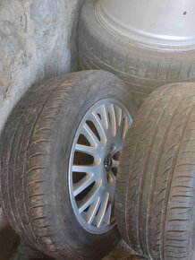 4ks alu disky orig. Škoda 5x100 r16 pneu 205/54 r16 6mm - 5