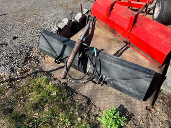 Lopata za traktor s pístnicí – šířka 2 m - 5