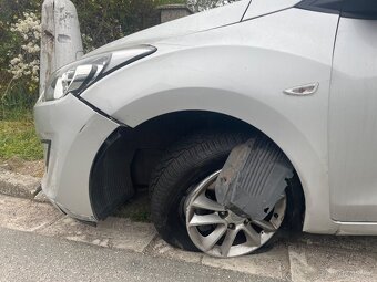 Hyundai i 30 ND - 5