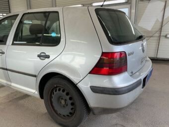 Volkswagen Golf IV 1.6i 77Kw Edition - Klima - 5