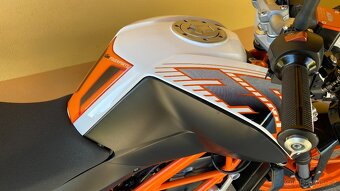KTM DUKE 390 / ABS / 2x klíč / PĚKNÁ / doplňky/ po majitelce - 5