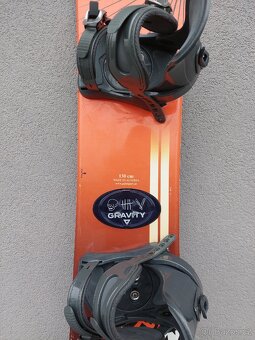 Snowboard GRAVITY, 130 cm + boty - 5