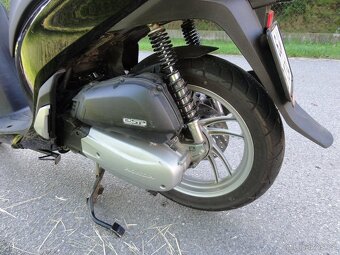 Honda Sh 150,najeto pouze 6 850 km, TOP STAV, STK do 05/2029 - 5