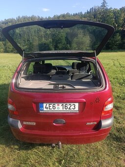 Renault scenic 1.4 - 5
