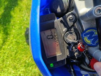 Yamaha XT 125 r - 5
