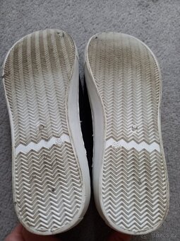 Tenisky slip-on s obrazkem vel. 39 - 5