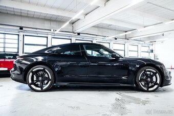 Porsche Taycan - 5