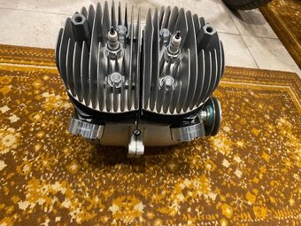 velorex 350 mechanika - kompletní motor po GO - 5
