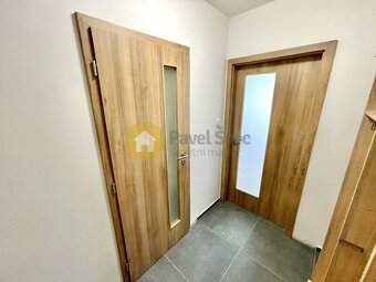 Pronájem nově rekonstruované garsonky, 32 m2/sklep, Strakoni - 5