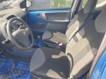 Peugeot 107 platná STK- Říčany - 5