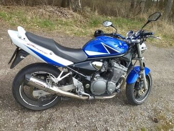Suzuki bandit GSF 600 - 5