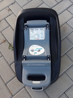 Maxi-Cosi autosedačky + isofix základna - 5