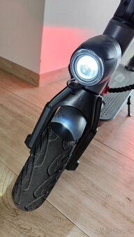 Elektrická koloběžka Gogen Voyager S801b - 5