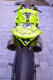 Yamaha R1 2011 big bang okruhovka - 5