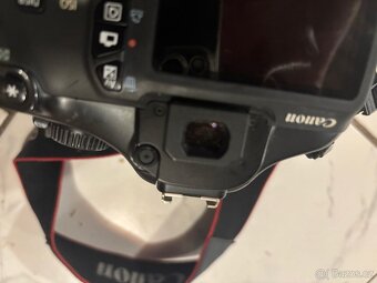 Canon EOS 1100D - 5
