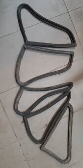 Gumy do okenek Škoda 1000MB sada - 5