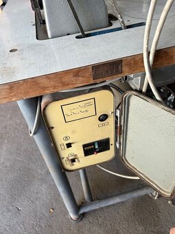 Průmyslový šicí stroj Minerva - 5